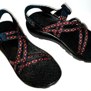 Chaco women's strap sandal sz 7
